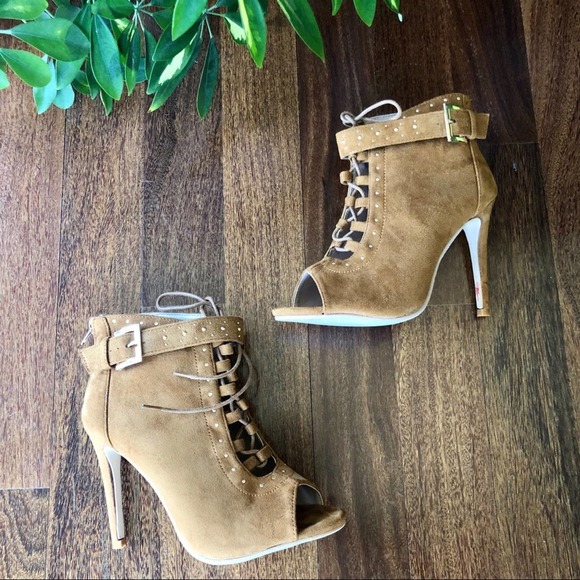 Shoes - Suede Booties